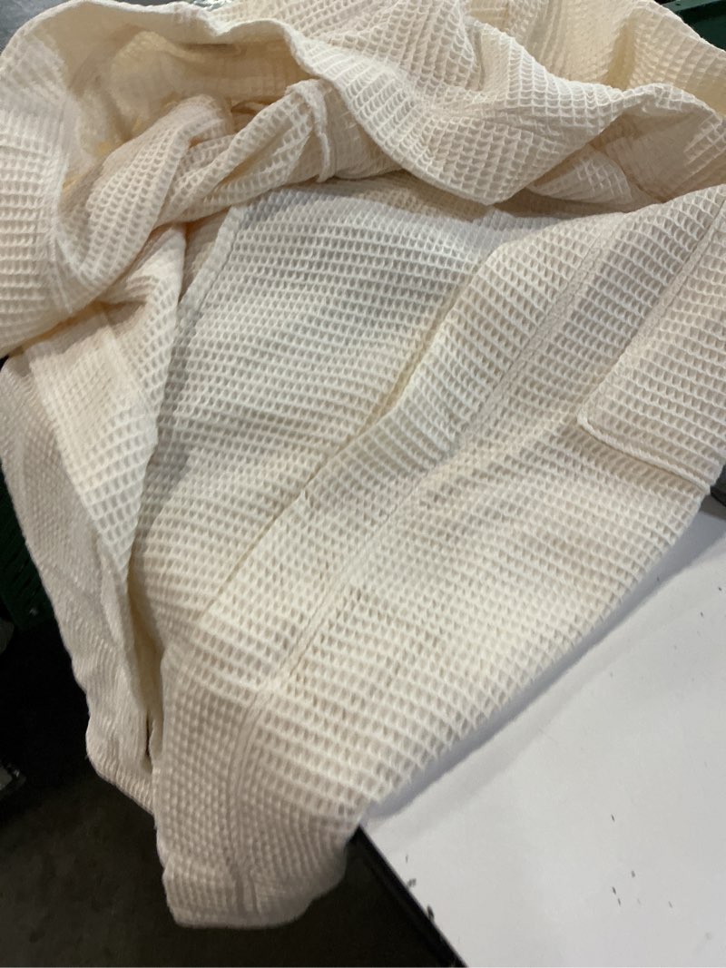 Condition photo showing Good Condition for organic turkish waffle robe color: birch(size s)