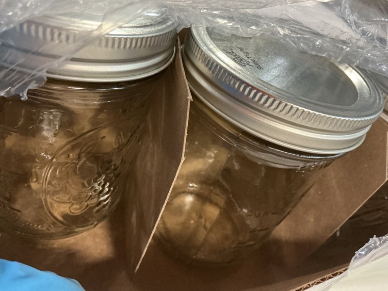 Condition photo showing Good Condition for (11 pk, incomplete)ball wide mouth mason jar 16 oz 12 pk