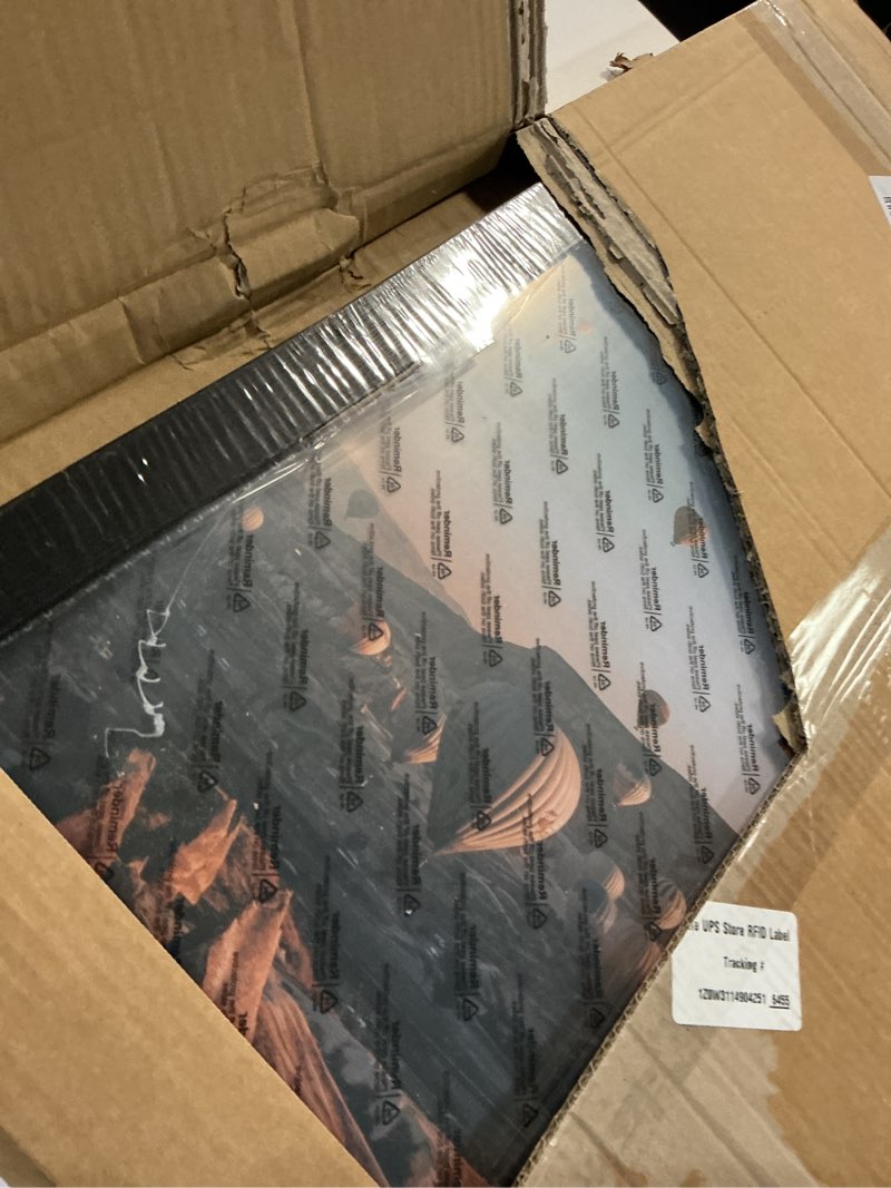 Condition photo showing Good Condition for 3x3 picture frame black for tabletop, 3 x 3 square photo frame with shatter resistant plexiglass, sturdy 3 by 3 poster frame, black black 3x3 inch