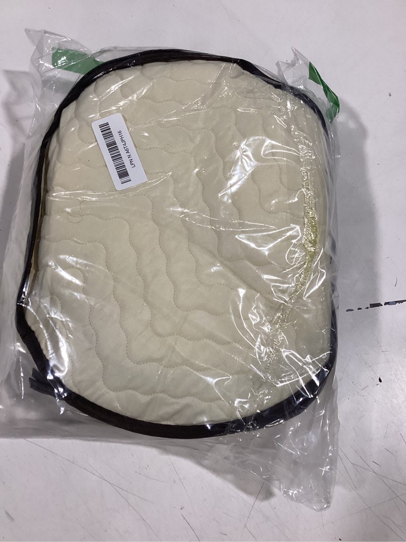 Condition photo showing Good Condition for China Storage Containers 5-Piece Set Moving Boxes for Dinnerware, Glasses, Plates, Mugs and Saucers Sturdy Quilted Microfiber Dish Organizer with Dividers for Seasonal Storage - Holds Set of 12 Beige 5 Piece Storage Set