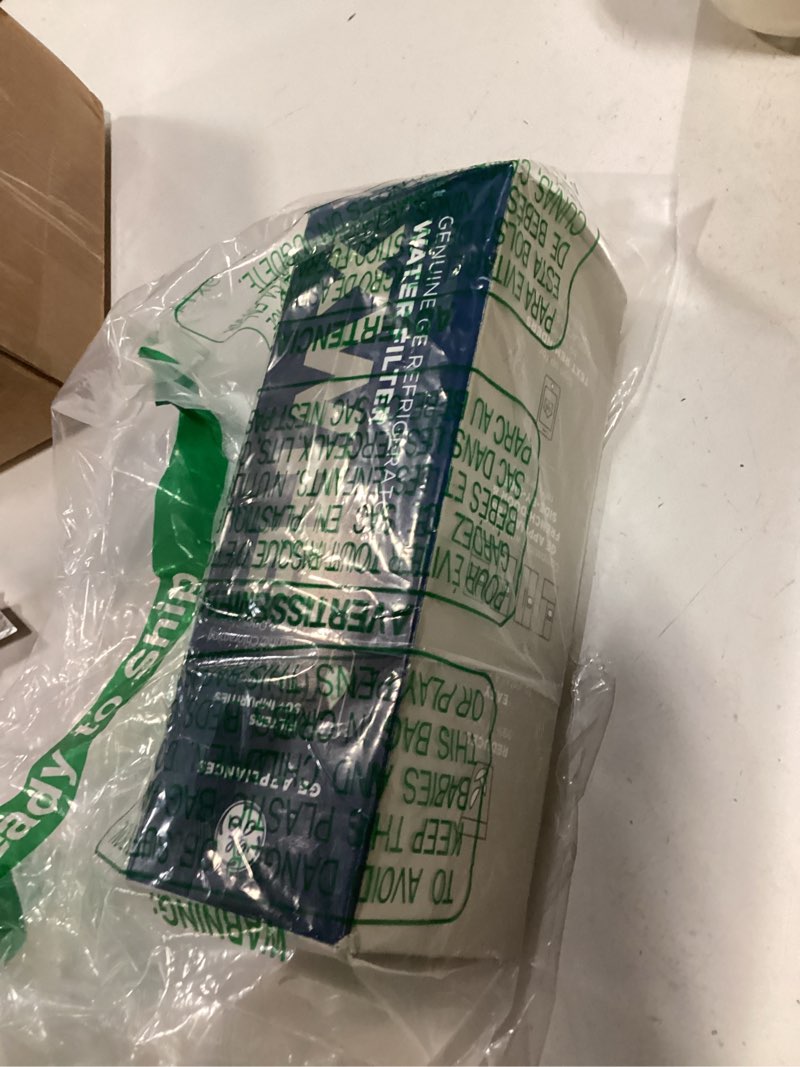 Condition photo showing Good Condition for ge xwfe refrigerator water filter, genuine replacement filter, certified to reduce lead, sulfur, and 50+ other impurities, replace every 6 months for best results, pack of 1