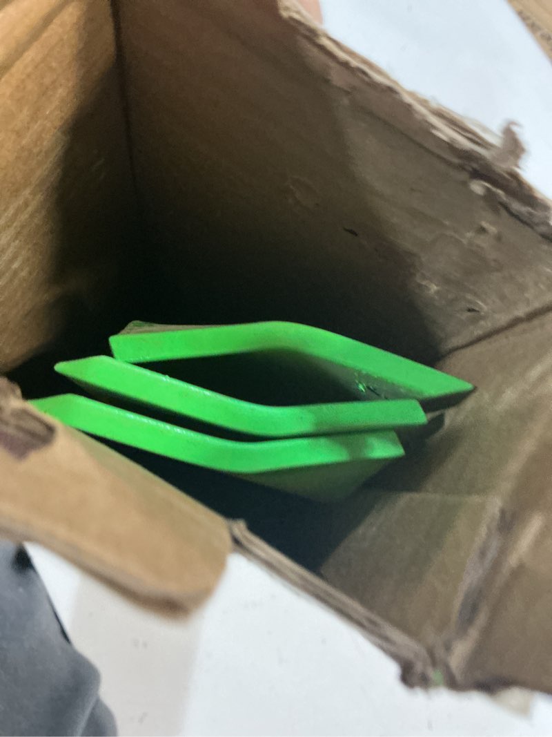 Condition photo showing New/Like New for lawn mower blades medium lift fits for m143520 uc22010 for john deere 1023e 1025r 1026r 2025r gx255 gx325 lx280 x320 x340 x380, 3 pcs