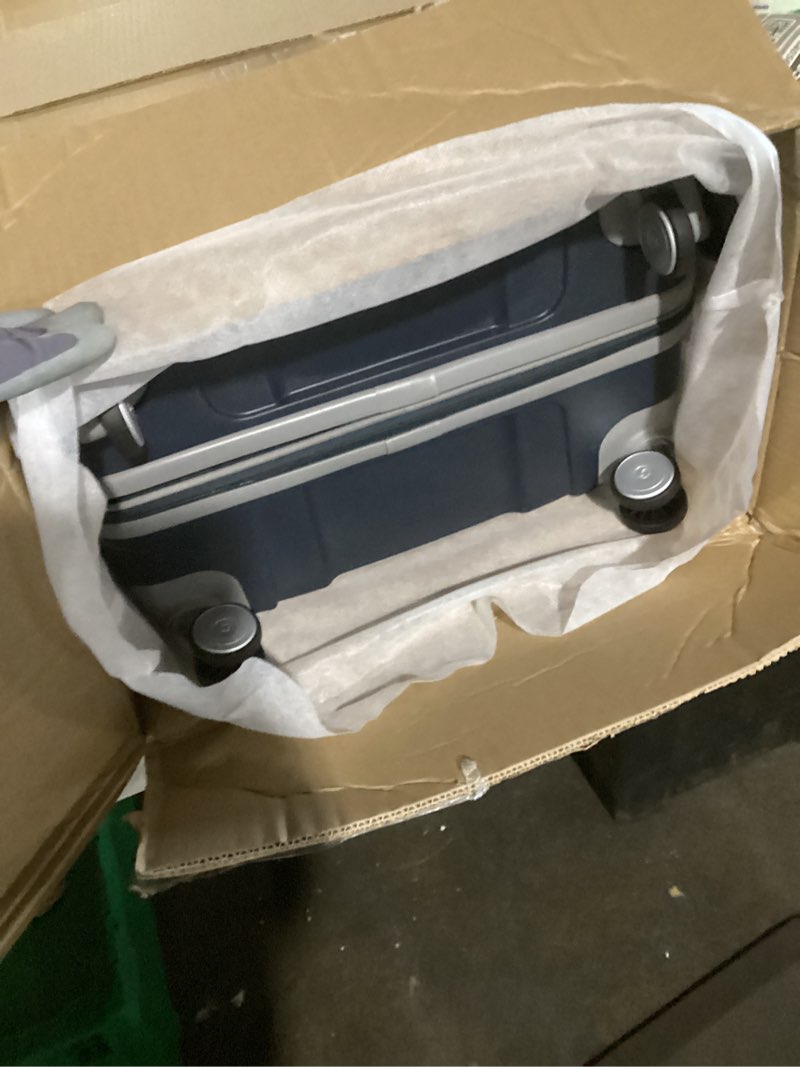 Condition photo showing Good Condition for samsonite freeform 24-inch medium luggage with dual 360° spinner wheels - checked suitcase - tsa lock, airline-approved - lightweight durable polypropylene expandable hardshell - navy checked-medium spinner navy