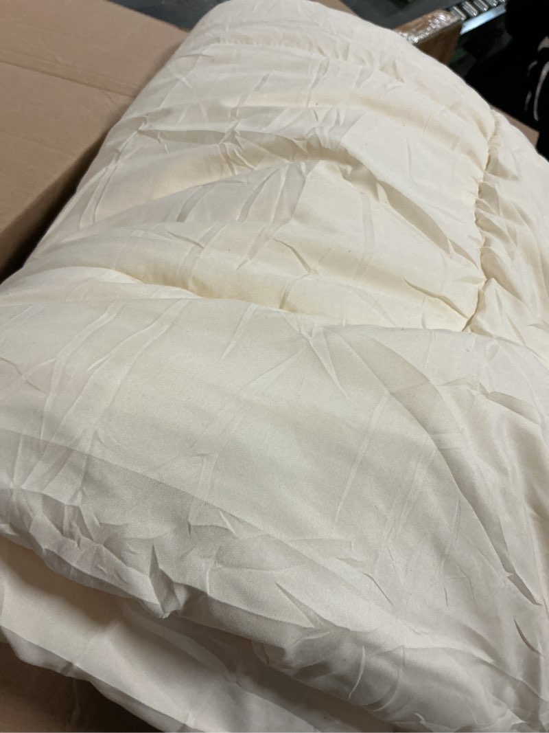 Condition photo showing As Is for Duvet Cover Full Size - Extra Soft Full Size Duvet Cover - Lightweight, Breathable & Cozy - Easy Care & Fade Free with Zipper Closures & Ties - 80" x 90" Inches - (Yellow) Comforter Not Included 40 - Yellow (No Comforter) Full (80x90)
