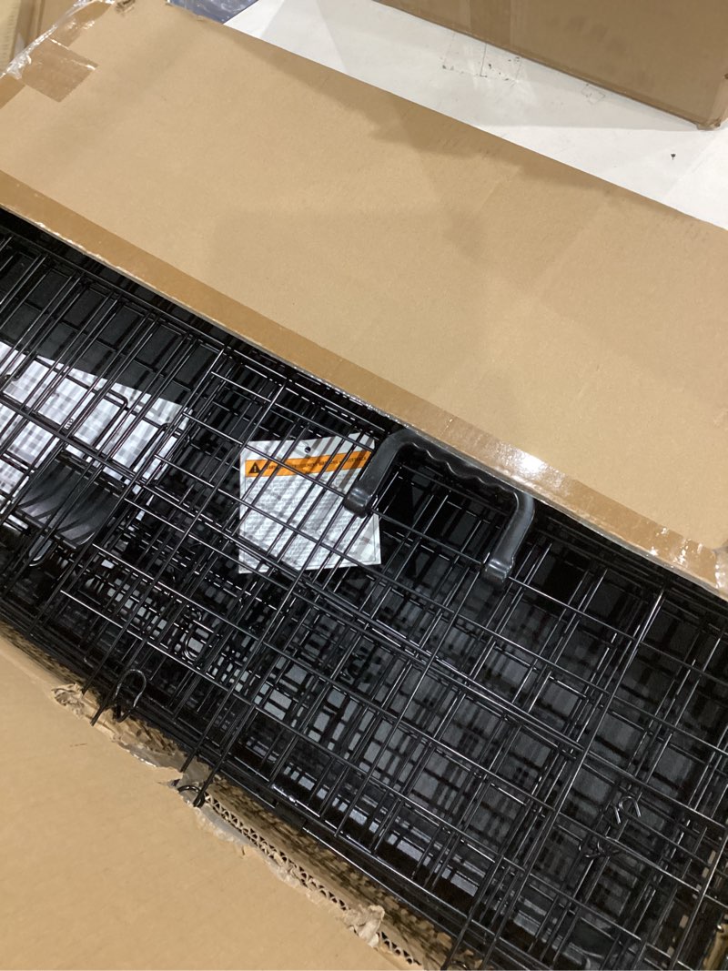 Condition photo showing Good Condition for Amazon Basics - Durable, Foldable Metal Wire Dog Crate with Tray, Single Door, 30 x 19 x 21 in, Black 30.0"L x 19.0"W x 21.0"H Single Door w/ Divider