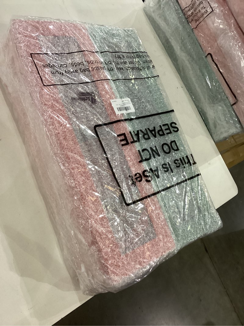 Condition photo showing Good Condition for Leinuosen 4 Pack Xmas Letter Fillable Gift Box Chocolate Candy Strawberry Flower Cardboard Box for Present Wrapping Christmas Red Green Empty Packaging Bag for Party Favor Creative Holiday Gift