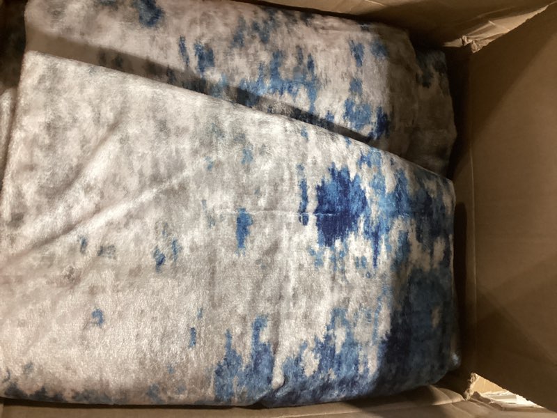 Condition photo showing Good Condition for 6x9 ft large area rugs for living room, soft non-slip washable rugs modern abstract pattern carpet for bedroom indoor floor nursery home decor (blue) ac66 blue 6' x 9' (rectangular)