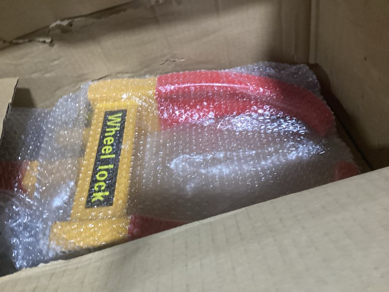 Condition photo showing Good Condition for 4 Pack Wheel Lock Universal Heavy Duty Security Trailer Wheel Locks Tire Anti Theft for Most Cars Motorcycle SUV Golf Boat with 3 Same Keys