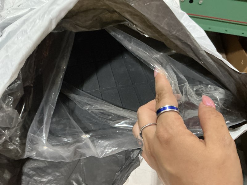 Condition photo showing Good Condition for floor mats-rubber slush front and rear seat floor mats-all weather protector accessories for bmw 3/4 series f30 f80 f31 f32 f33 f36 320i 328i 335i 2012-2018