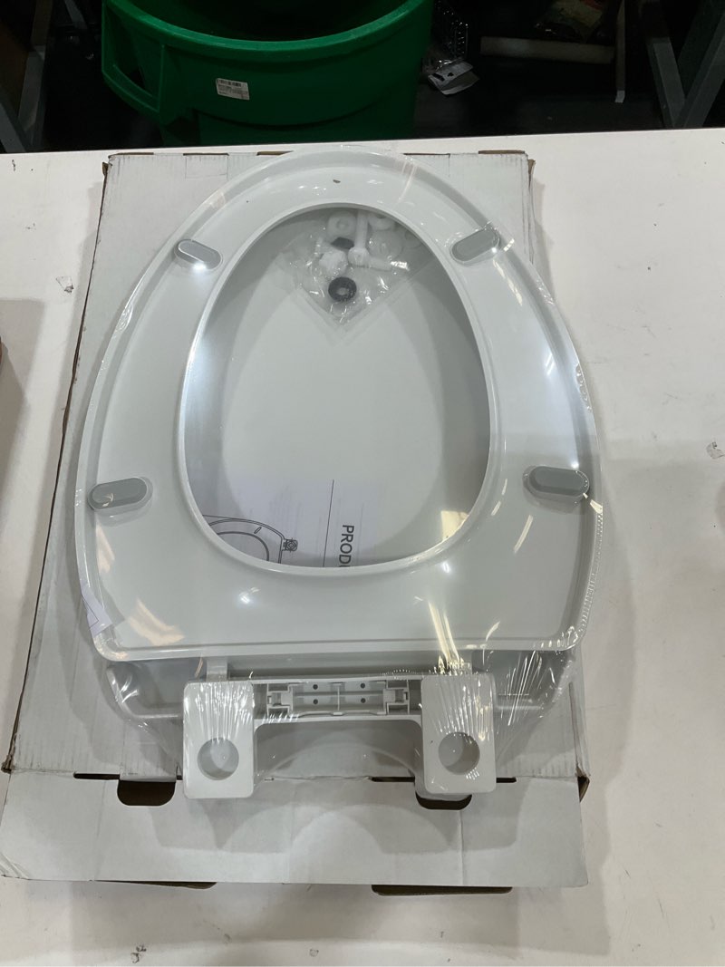Condition photo showing New/Like New for elongated toilet seat, 18.5” soft/slow close oval (oblong) toilet seat for elongated toilets, no-slam quiet-close lid, easy-to-install & clean, durable never-loosen white plastic seat white elongated(oval)