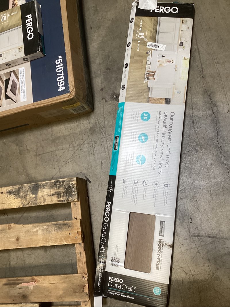 Condition photo showing Good Condition for  pergo duracraft re rhone oak 22-mil x 9-in w x 47-in l waterproof luxury vinyl plank flooring
