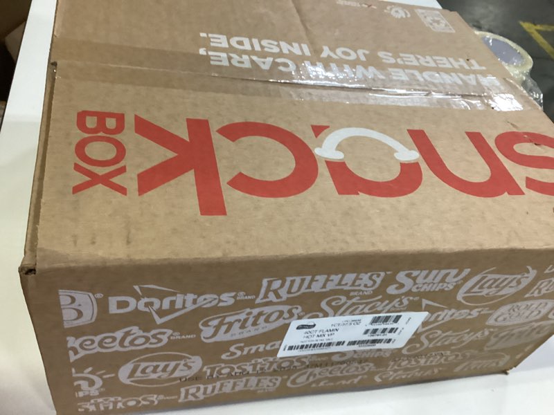 Condition photo showing New/Like New for (Use by: AUG/12/2025) Frito-Lay Flamin' Hot Mix, Variety Pack, 3.34 Pounds, (Pack of 40), Packaging May Vary Flamin' Hot Mix 40 Count (Pack of 1)