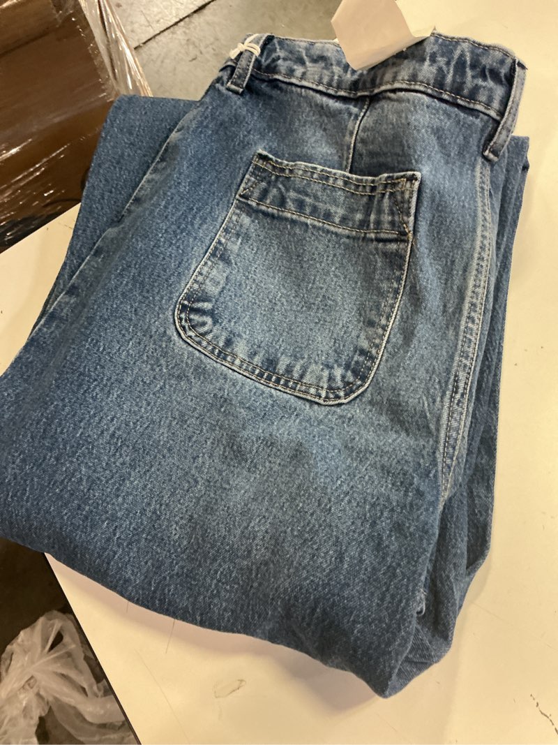 Condition photo showing Good Condition for the emmy wide-leg jean in super stretch denim
