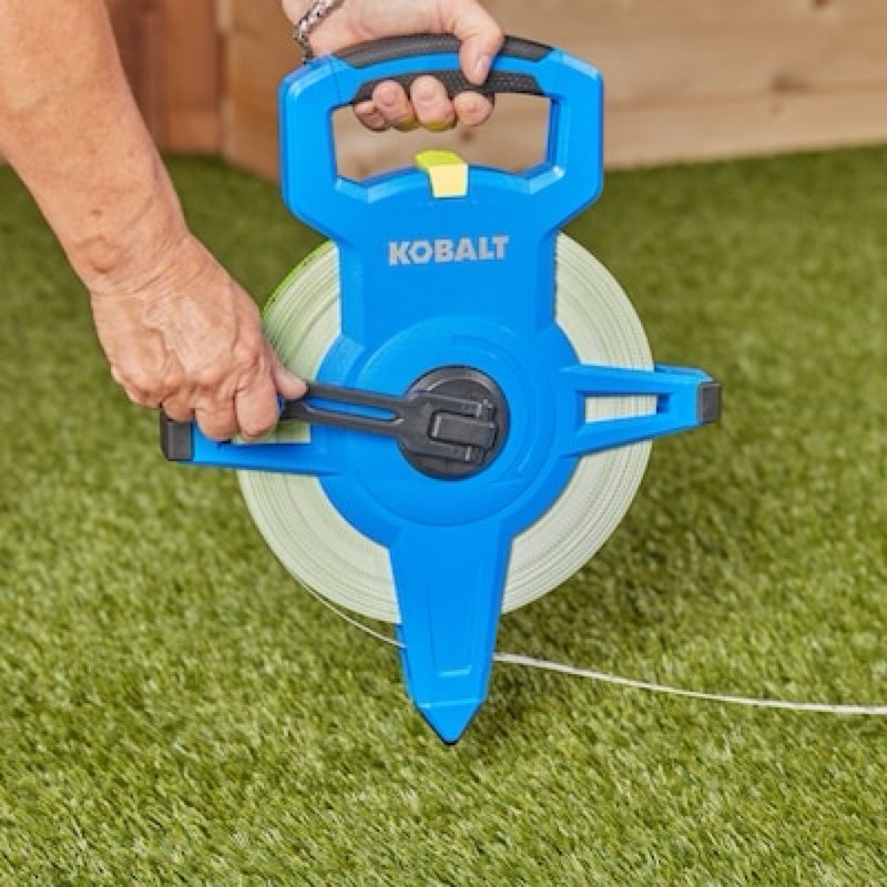 kobalt 300-ft long tape