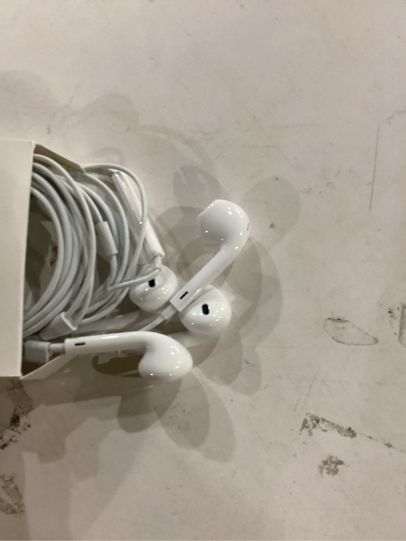 Condition photo showing Good Condition for 2 pack wired headphones for iphone earbuds with built-in microphone & volume control nosie reduction earphones headsets compatible with iphone 14 13 12 11 pro max xs xr x 8 7, support all ios system