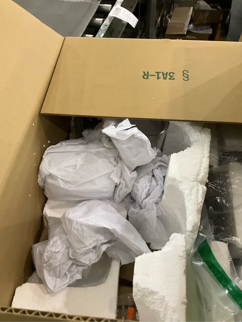 Condition photo showing New/Like New for SOLFART Vintage 4 Light Bathroom Vanity Light Bathroom Light Fixtures Over Mirror Wall Sconce Bath Lighting restoom 4 Lights Bronze Black 4 Lights