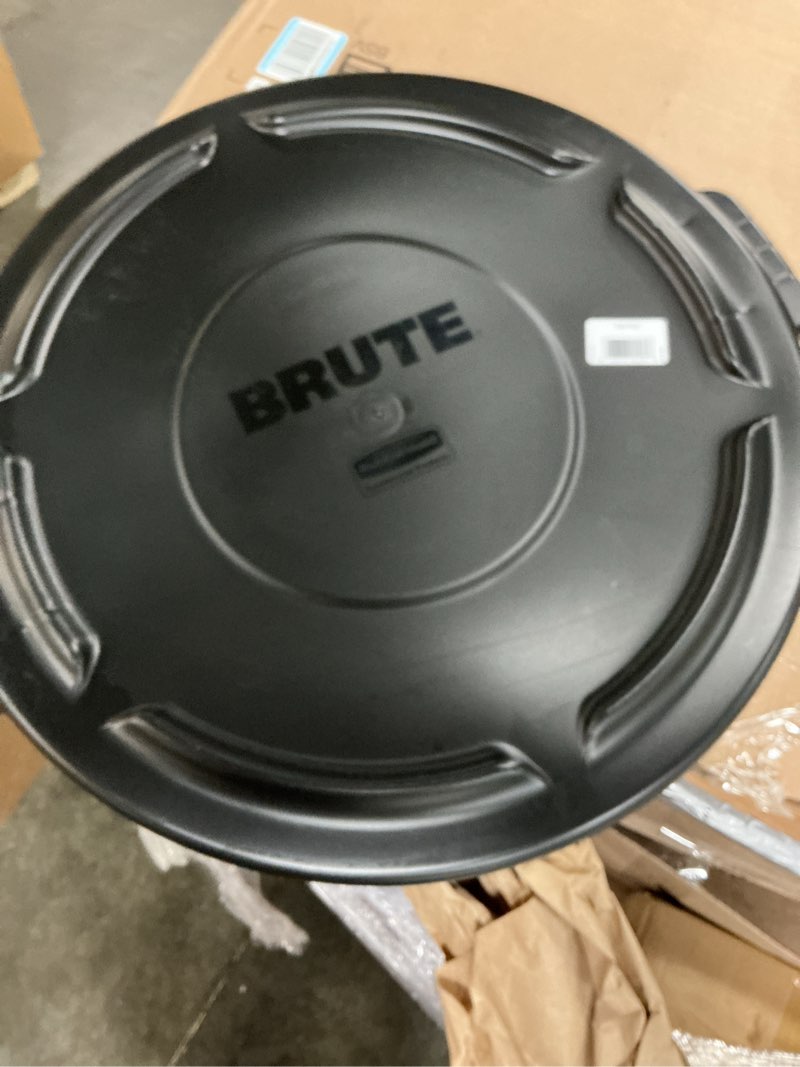 Condition photo showing New/Like New for Rubbermaid Commercial Products Brute Trash Can Dome Lid Blue 32-Gallon Black Compatible with The Rubbermaid Heavy Duty 32 Gallon Garbage Bins Black 32 Gallon Lid
