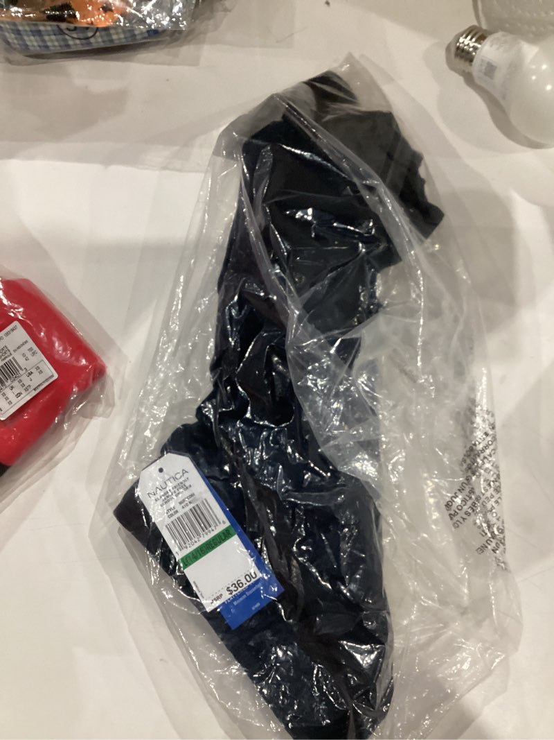 Condition photo showing New/Like New for Nautica Little Boys' School Uniform Sensory-Friendly French Terry Short 14-16 Navy