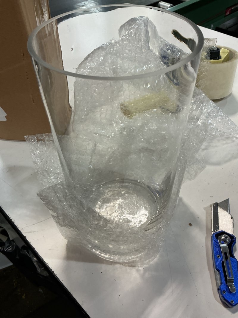 Condition photo showing As Is for stella baic small heart-shaped glass apothecary jars with lids, clear, 28 fl. oz (9" h x 5" d), perfect for candy buffet, home decor, bathroom storage, wedding party 28 ounces style a