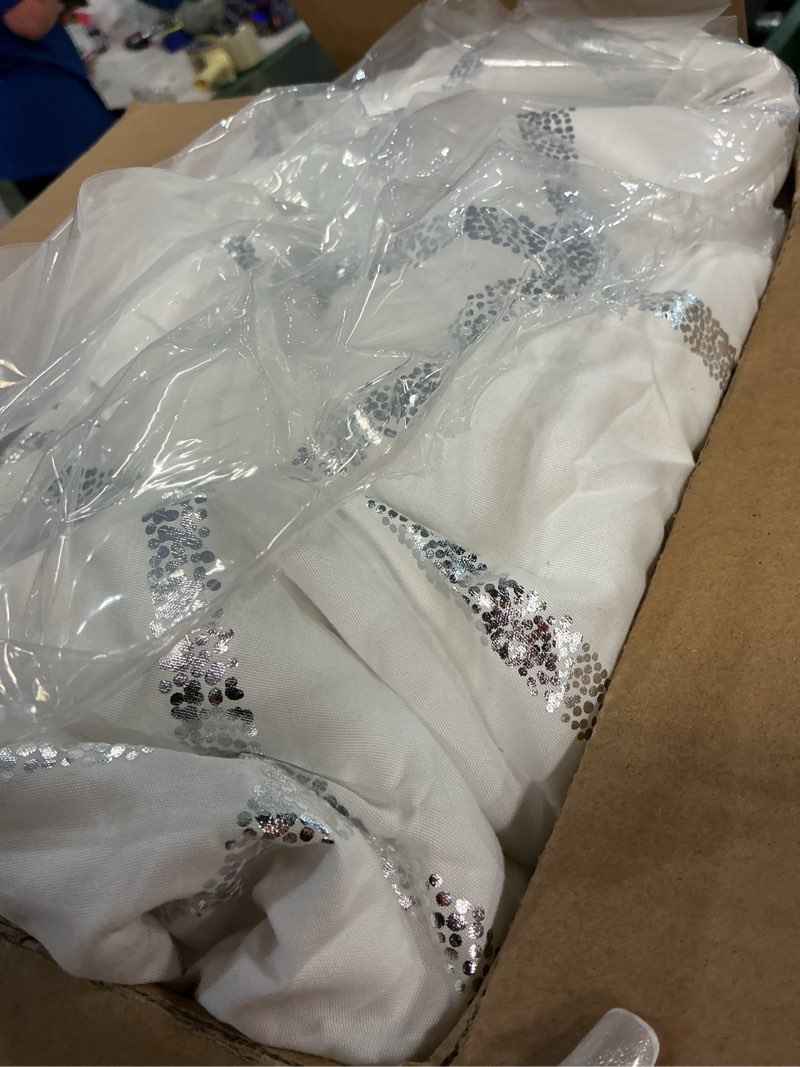 Condition photo showing Good Condition for intelligent design raina full/queen comforter set, soft microfiber, modern geometric metallic bed set, 5 pieces college bedding with 2 shams, 2 toss pillows white/silver