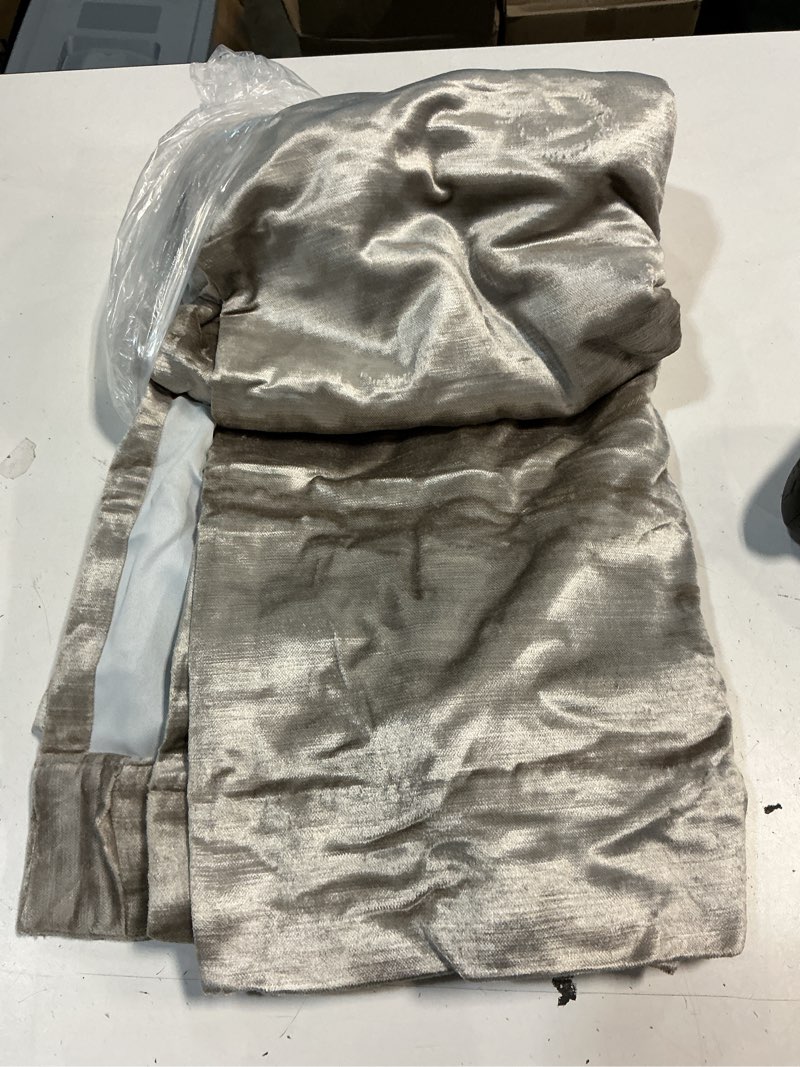 Condition photo showing Good Condition for quince luster velvet room darkening curtain, 48x96, silver single panel