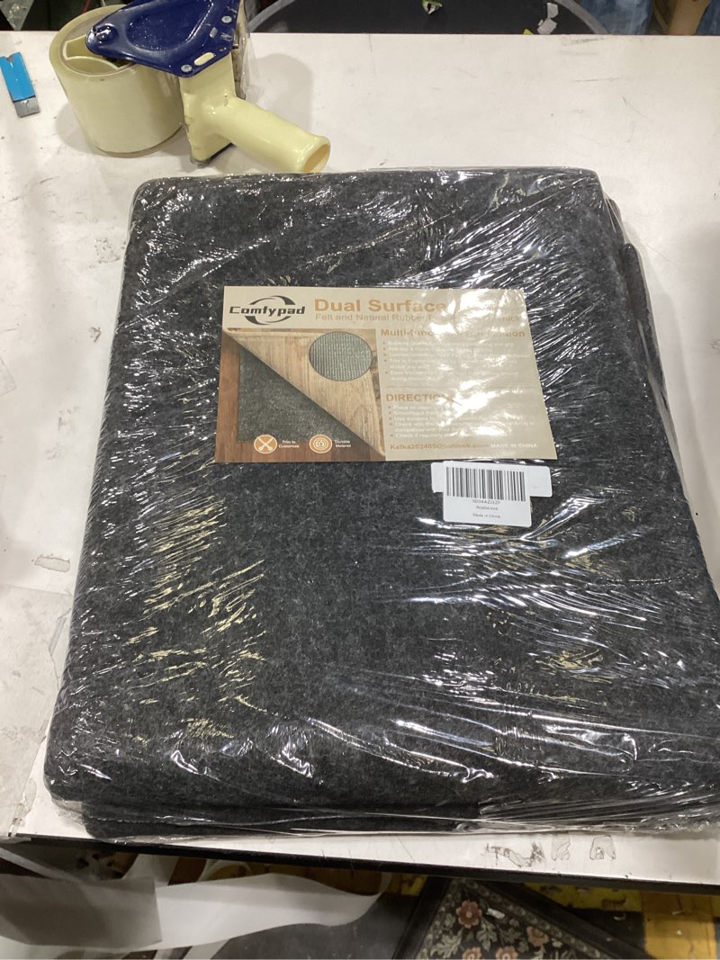 Condition photo showing New/Like New for felt rug pad, 4 x 6 ft rubber non-slip rug pad gripper, keep rugs secure and in place, extra strong under carpet mat cushion - for all floors 6' x 4' (rectangular)