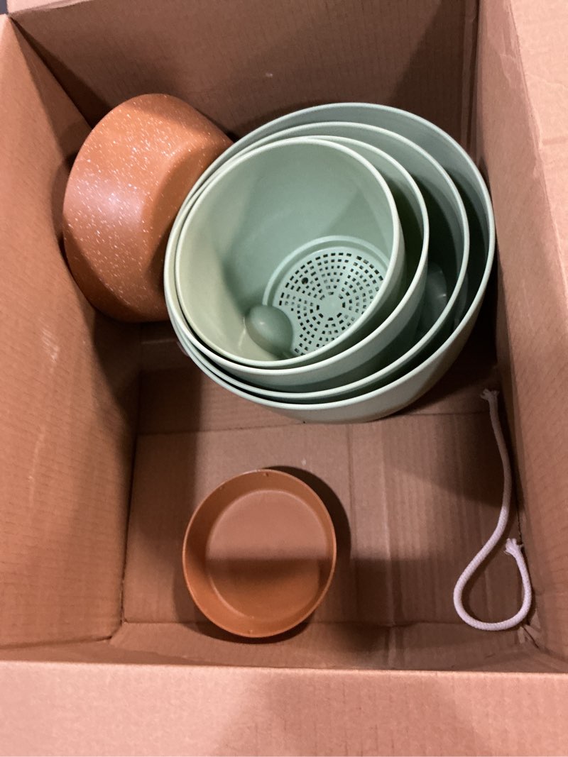 Condition photo showing Good Condition for Plant Pots 10/9/8/7.5/7 Inch Self Watering Pots, Set of 5 Plastic Planters with Drainage Holes and Saucers,Plastic Flower Pots,Nursery Planting Pot for Indoor Out Door Plants?Green? 10/9/8/7.5/7 inch Green