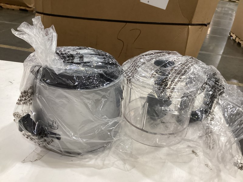 Condition photo showing New/Like New for proctor silex durable electric vegetable chopper & mini food processor | 3.5 cup bowl | 2 speeds for chopping, puree & emulsify | stacking design for easy-assembly | 350 watts | silver | 72870 3.5 cups, 2-speed, silver 3.5 cups