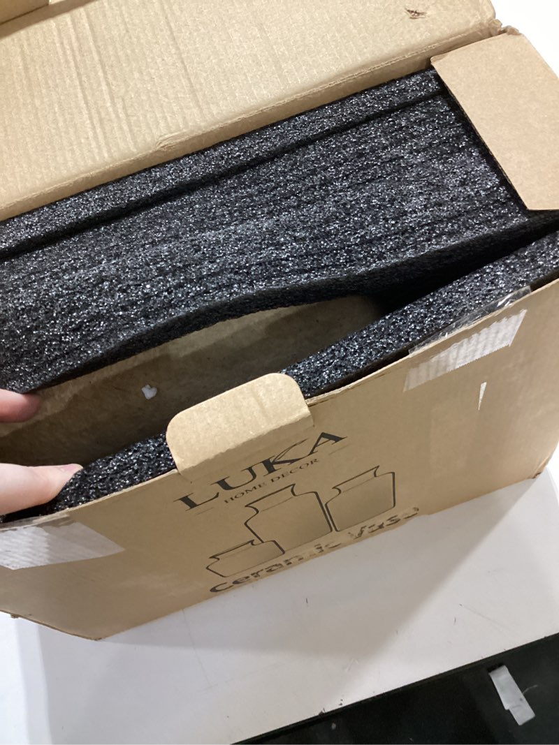 Condition photo showing New/Like New for LUKA Ceramic Rustic Farmhouse Vase Set of 3,Terracotta Vases for Decor,Antique Vase for Your Bedroom,Office,Living Room,Fireplace,Bookshelf Decor,Housewarming (10+7.5+5 Inch) Imitation Wood Color