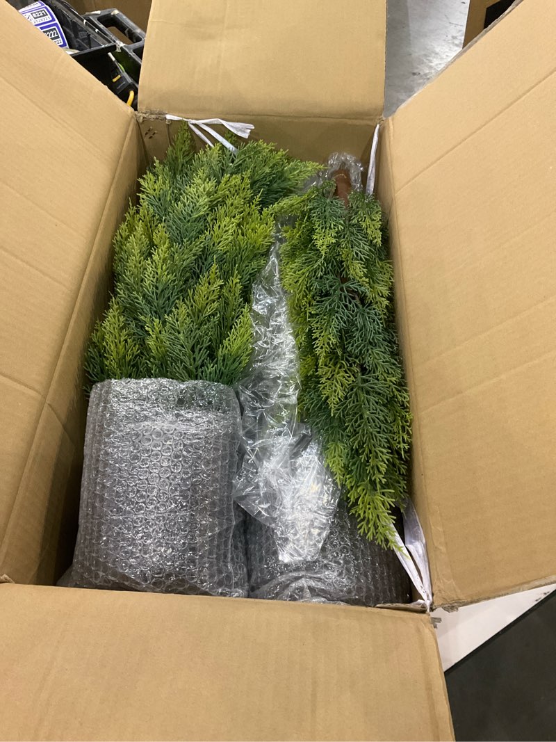 3ft UV Cedar trees, 2 packs