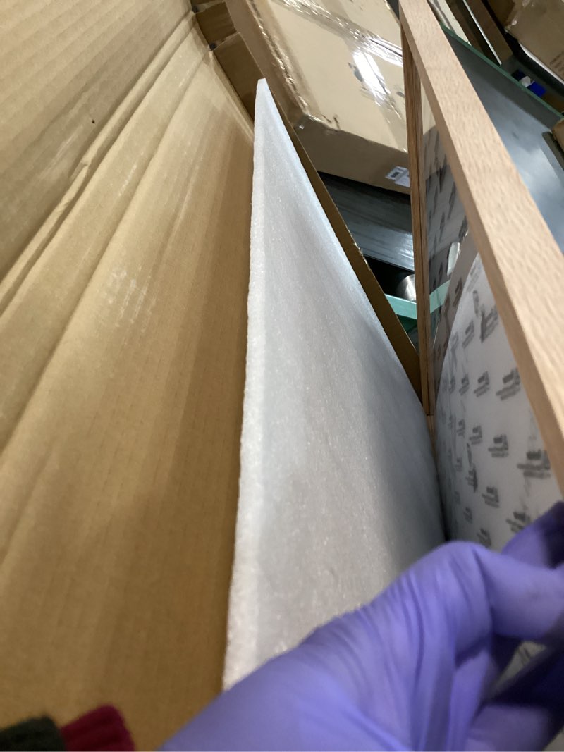 Condition photo showing Good Condition for puthiac 18x24 Oak Wood Picture Frames -18\"x24\" Poster Frames for Wall, 18x24 Picture Frame, 18 x 24 Picture Frames, 18 x 24 Frame for Wall(1 Pack, Beige) Beige-1P 18x24
