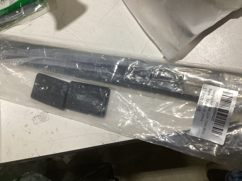 Condition photo showing Good Condition for 2-pack fiberglass rod stakes for yard signs, 28 inch yard sign stakes, suitable for yard metal signs with a thickness of 7 to 60 mil / 0.2 to 1.5 mm black