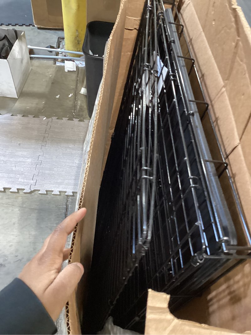 Condition photo showing Good Condition for amazon basics portable, collapsible metal wire dog crate with removable tray, double door, easy to assemble, divider panel for large dogs, 42" x 28" x 30", black 42.0"l x 28.0"w x 30.0"h double door w/ divider
