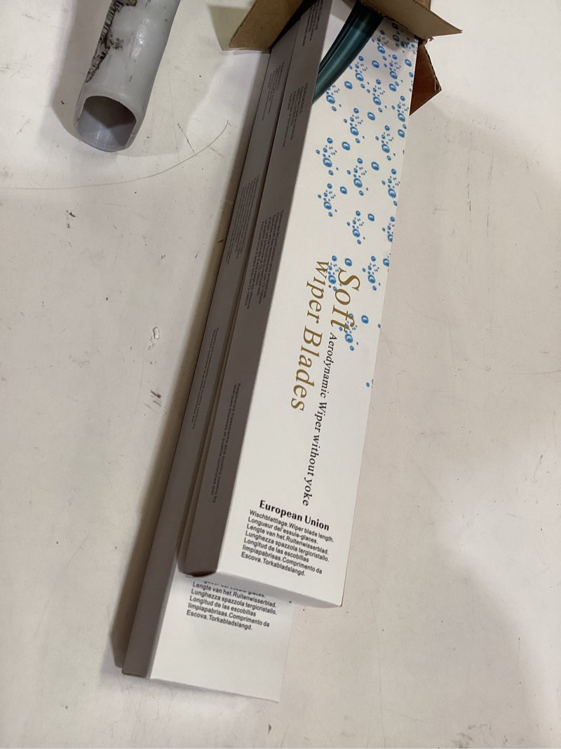 Condition photo showing Good Condition for compatible with nissan kicks 2018-2024 all trims front windshield wipers water repellent available in all-seasons oem quality set of 2 (driver & passenger side) 26"+16"