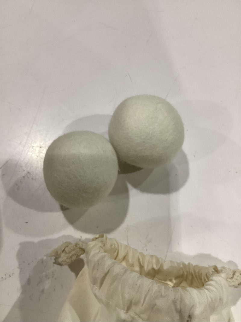 Condition photo showing New/Like New for wool dryer balls 6 pack, 100% new zealand wool, reusable dryer balls for laundry, natural fabric softener, helps reduce drying time, wrinkles & static cling, 2.6 inch new packaging 2.6 inch (pack of 6)
