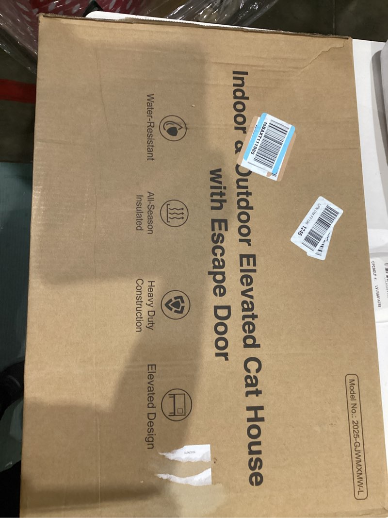 Condition photo showing New/Like New for indestructible heated cat house for outside winter, 100% waterproof, safe escape door, insulated outdoor cat shelter with heater for feral barn cat kitty (forest green, 27"x17"x18") forest green 27"x17"x18"