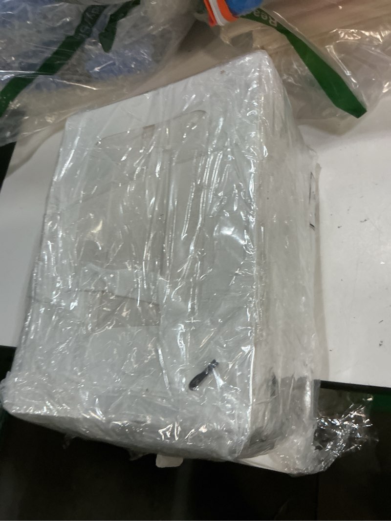Condition photo showing Good Condition for zhanmai 36 pcs kraft clear gift bags with tissue paper, 10 x 7 x 5 inch laege paper gift bags with window handles for bouquet graduation wedding baby shower birthday festivals party favors(white)
