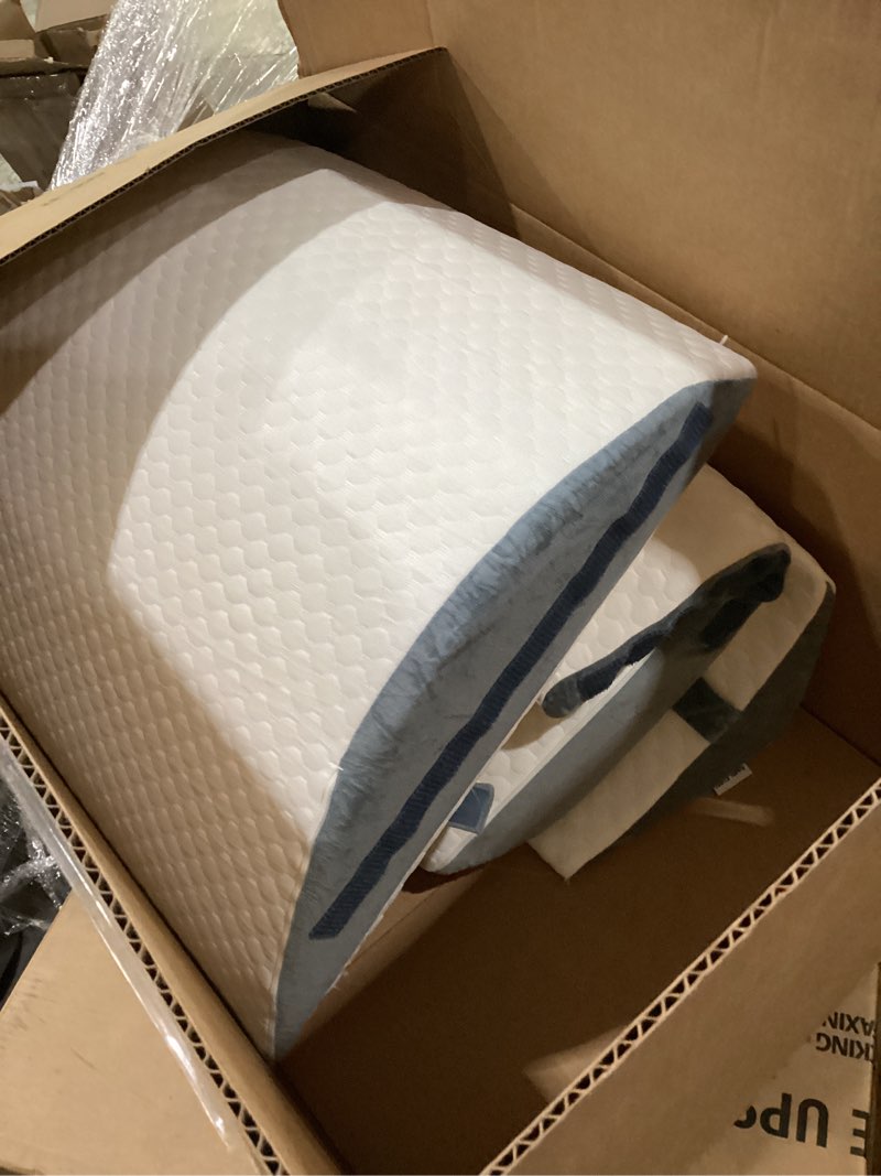 Condition photo showing New/Like New for Ganaver 4pcs Orthopedic Bed Wedge Pillow Set Post Surgery Relaxing Back Adjustable Head Support Cushion Triangle Memory Foam Pillow for Acid Reflux Sleeping Reading Leg Elevation Snoring White Cream White