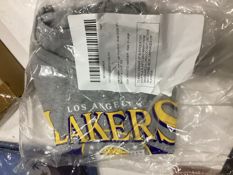Condition photo showing New/Like New for Junk Food NBA Court Classic - Kids Short Sleeve Fan T-Shirt for Boys and Girls Los Angeles Lakers X-Large Grey