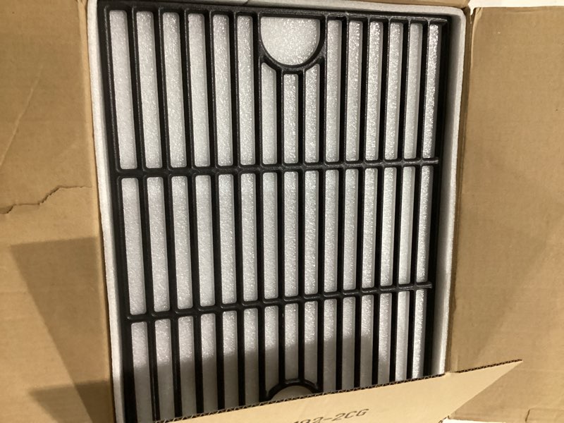 Condition photo showing New/Like New for 17 inch grill grate for nexgrill 4 burner 720-0830h 720-0670a 720-0783e 720-0958a 5 burner 720-0888n, cast iron cooking grids for kenmore 415.16106210 expert grill 720-0789h 720-0789c replacement part 17" x 26 1/2" cast iron