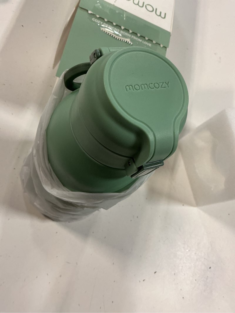 Condition photo showing New/Like New for momcozy portable milk warmer for travel – dual heating modes for breast milk & water, portable bottle warmer with fast heating & long battery life, 17 ounces large capacity to meet your all-day needs