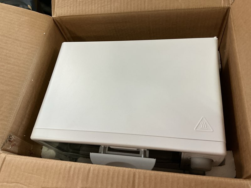 https://lotting-media.assets.bidfta.com/lotting_3a9b2064-920e-426f-ba63-48a3d18d5afc