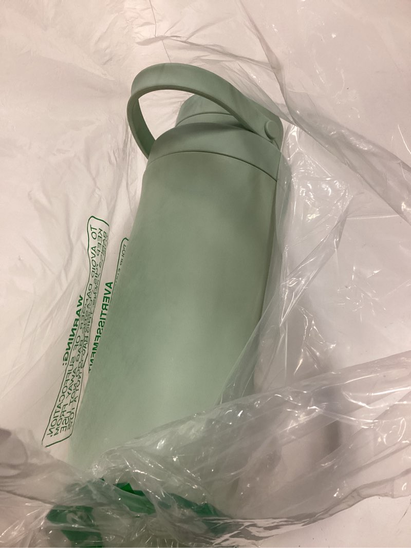 Condition photo showing Good Condition for xaproo 22oz breast milk cooler bottle, breastmilk cooler with 360° cooling for 24 hours, portable milk chiller for breastmilk with 2pcs baby bottles, breast milk storage bags for baby, bpa-free green
