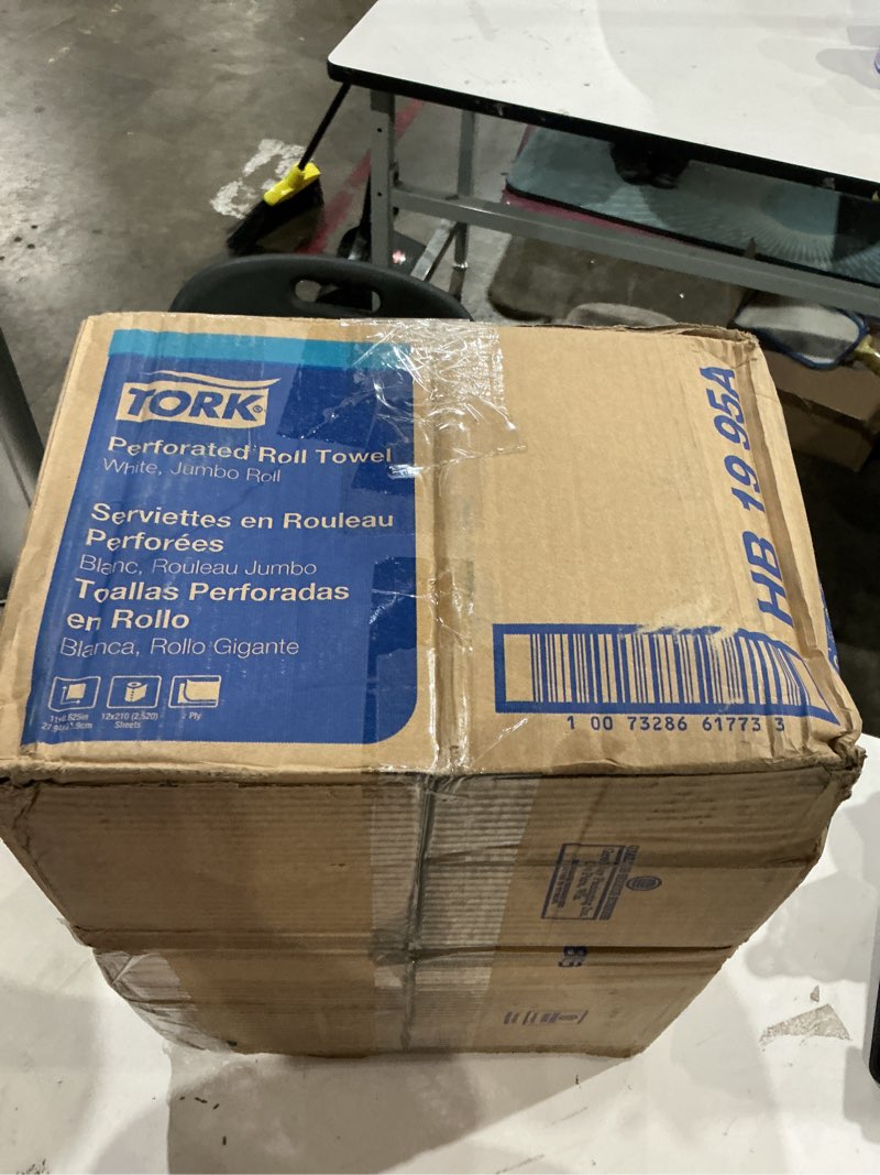 Condition photo showing New/Like New for tork perforated paper roll towels 2-ply jumbo roll multi-purpose kitchen roll towel 100% recycled paper towels 210 sheets/roll, 12 rolls/case