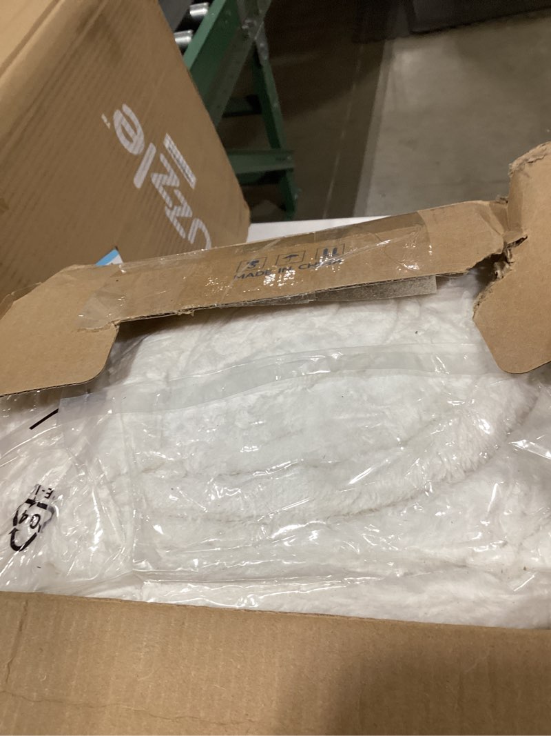 Bedsure Queen Comforter Set - GentleSoft™ 3 Pieces Fluffy Double-Side Fleece Comforter Set, Cozy Striped Room Decor Aesthetic, Luxury White Bedding Queen Size with 2 Pillowcases, 90x90 Inches Queen (90" x 90") 01 - Cream White