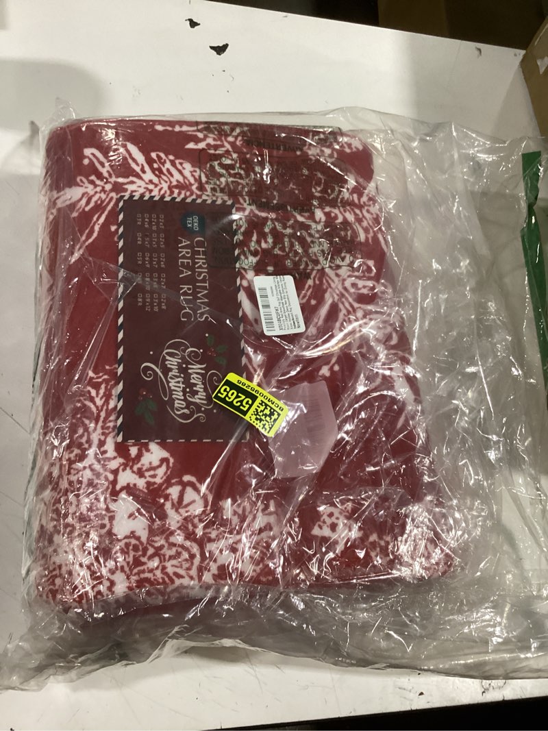 Condition photo showing Good Condition for red area rug 5x7 christmas living room carpet snowflake washable kitchen mat xmas holiday decor non slip entryway carpet indoor accent rug decorative for dining room bathroom 5' x 7' (rectangular) xmas snow red