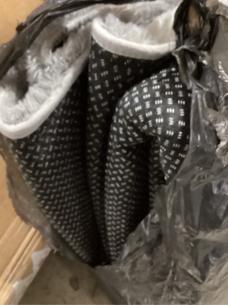 Condition photo showing Good Condition for ophanie tie-dyed grey&white 8x10 area rugs for living room, large shag bedroom carpet, big indoor thick soft nursery rug, fluffy carpets for boy and girls room dorm home decor aesthetic tie-dyed grey & white rectangular 8' x 10' (rectangular)