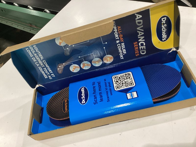 Condition photo showing Good Condition for Untitled Item