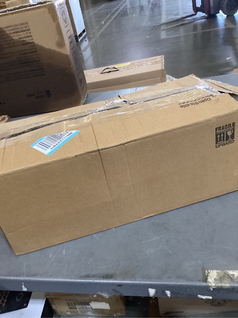Condition photo showing New/Like New for artifical flower centerpieces (blue)