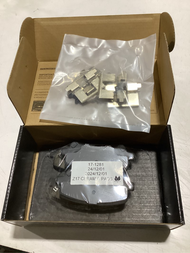 Condition photo showing New/Like New for disc brake pad set